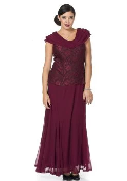 M.I.M Grote Maten Galajurk Met Sjaalkraag Bordeaux